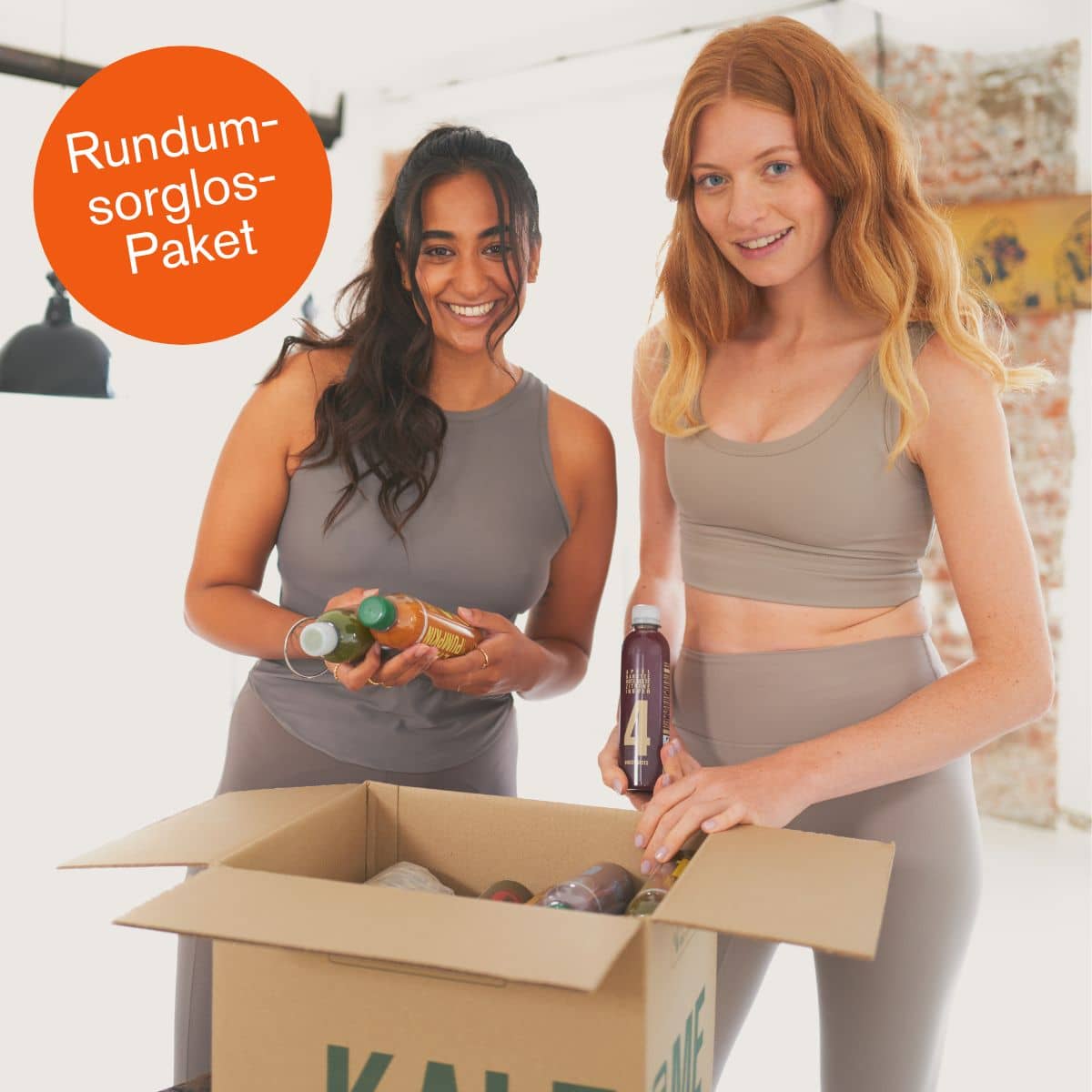 Frauen mit Säften